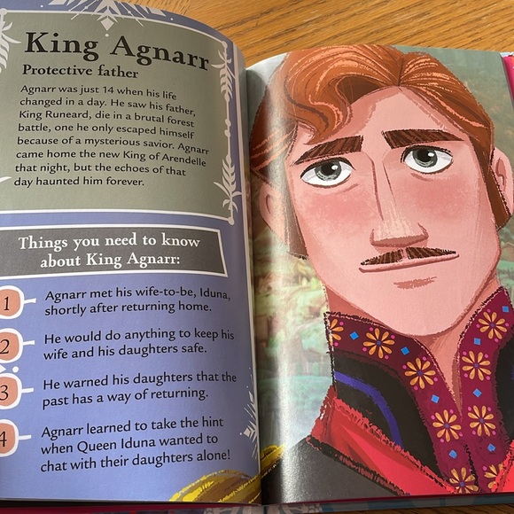 DK Disney Frozen II The Magical Guide - Picture 5 of 6